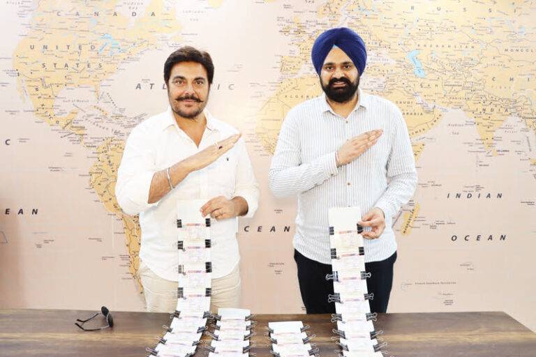 Showing Visas with Hand Sign- Skybird International